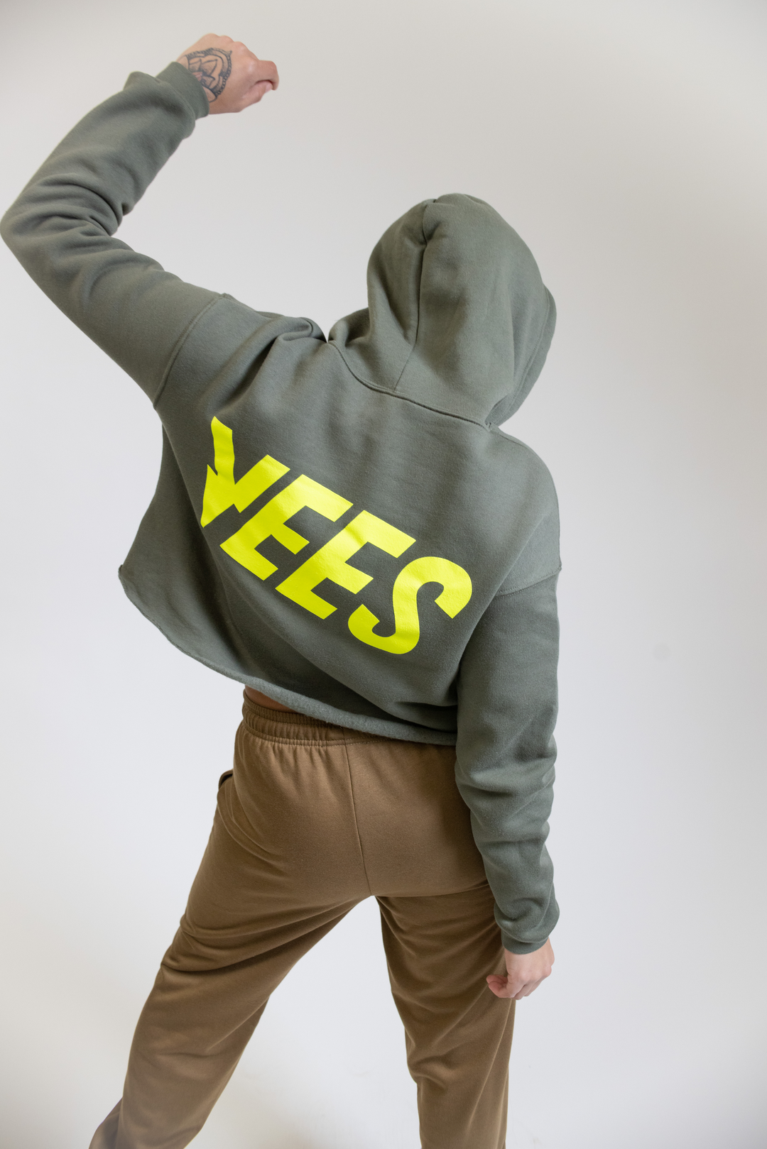 BoTT V2 Logo Hoodie オリーブ Liveaboard Graphic Pullover Hoodie - Dusty Olive | Quiksilver